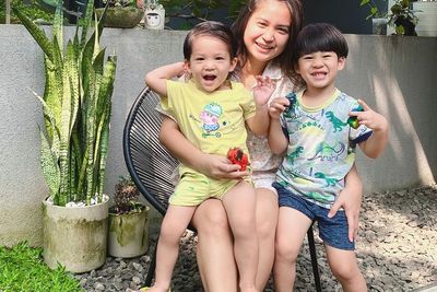 Belajar dari Putri Titian Ajarkan Anak Nilai-Nilai Kebaikan dari Hal Sederhana