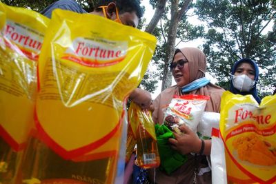 Minyak Goreng Mendadak Melimpah Usai HET Dicabut Pemerintah, Anggota DPR Langsung Curiga