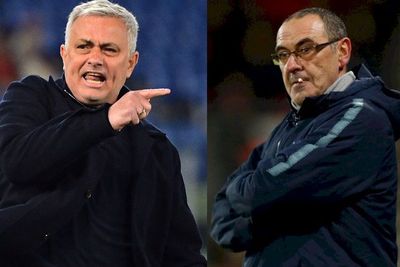 Jelang Roma vs Lazio, Mourinho Sindir Sarri Punya Waktu Senggang untuk Merokok