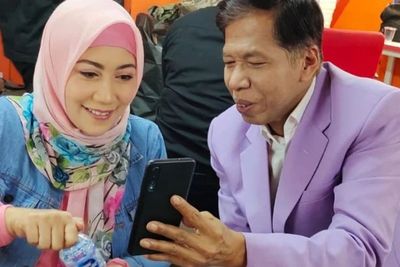 Kiwil Bangga Sering Dicemburui Istri: Kharisma Orang Ganteng Nggak Bakal Hilang