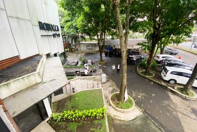 Langka! Di Kawasan Perumahan Elite Ada Coffeeshop Murah yang Sejuk dan Cozy Abis