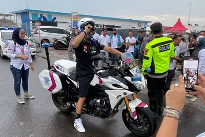 Demi Kejar Pesawat, Franco Morbidelli Bajak Motor Patroli Usai Balapan di Mandalika