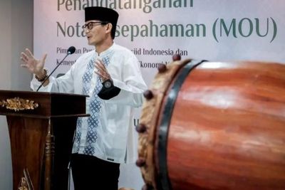 Sandiaga Ingin Jadikan Masjid sebagai Tempat Wisata, Sasar Pengunjung Non-muslim
