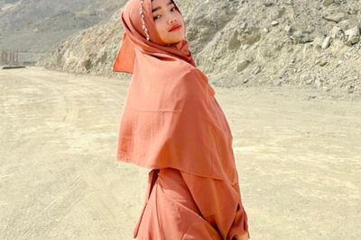 Foto Fuji di Mekkah Dibilang Mirip Dewi Zuhriati, Uti Bakal Mengembang seperti Oma Gala?