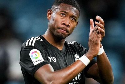 Real Madrid Dibantai Barcelona, Alaba Minta Maaf ke Fans