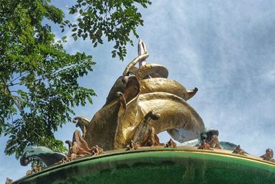 Ironis! Tugu Antikorupsi Malah Dikorupsi Berjamaah, Memakan Uang Rakyat Rp8 Miliar!