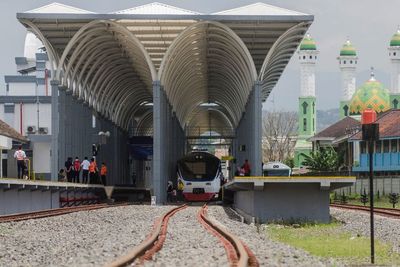 Jalur Kereta Api yang Mati 40 Tahun Kini Kembali Hidup, Terkenanglah Sosok Si Gombar