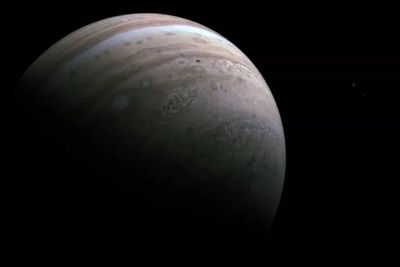 NASA Pamer Foto 2 Bulan Jupiter Io dan Europa, Penampakannya Sangat Menawan