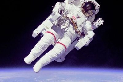Ternyata Batas Umur untuk Jadi Astronot Berbeda Tiap Jenis Kelamin, Kenapa Ya?