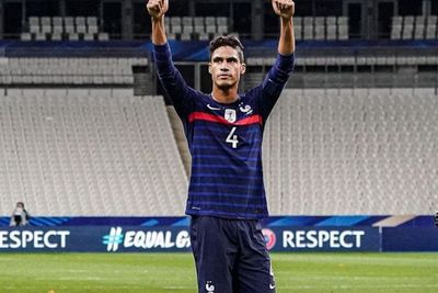 Prancis vs Afrika Selatan: Varane Bangga Dipercaya sebagai Kapten