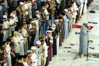 Kapan Salat Tarawih Pertama Ramadhan 1443 H, Ini Jawabannya menurut Kalender Islam Global