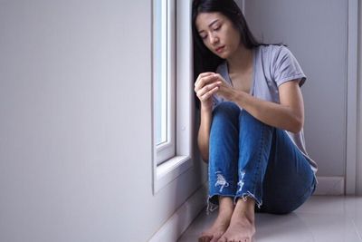 Ciri-Ciri & Penyebab Anhedonia, Gejala Depresi yang Bikin Pengidapnya Tak Merasakan Senang