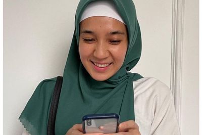 Dhini Aminarti Ingin Khatam Alquran pada Ramadhan 2022: Pahala Berlipat-lipat