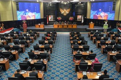 Sekretaris DPRD DKI Jelaskan Rincian Anggaran Rp1,7 Miliar untuk Baju Dinas Dewan