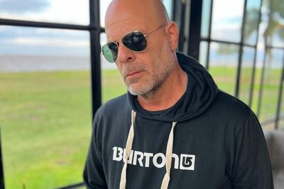 Penyebab Umum Aphasia, Masalah Kesehatan yang Diidap Bruce Willis