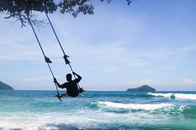 Indahnya Sendiki, Pantai Sepi Sekaligus Spot Camping Tersembunyi