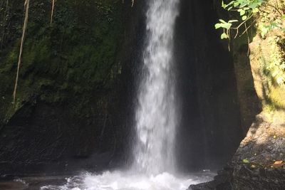 Air Terjun Sumampan, Tercipta dari Irigasi Bocor Jadi Hidden Gem di Ubud!