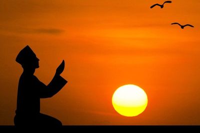 Ramadhan 2022 Jatuh di Musim Semi dan Gugur, Tidak Ada Lagi yang Puasa Selama 20 Jam