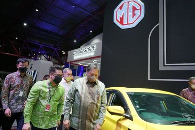 Melihat Mobil Baru MG, Airlangga: Saya Teringat dengan Mobil Masa Lampau
