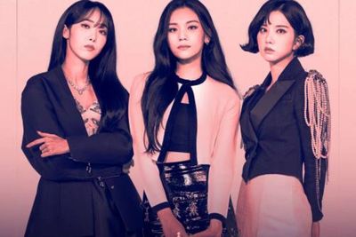 Panggung VIVIZ di Quendoom 2 Buat Banyak Penonton dan Idol Lain Mewek, Kangen G-Friend