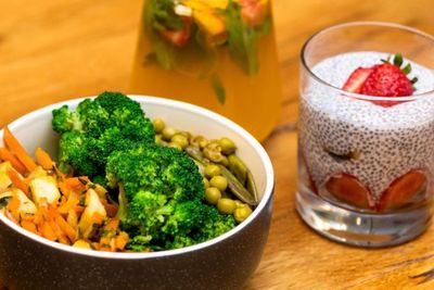 8 Rekomendasi Menu Sahur Sehat Praktis, Gak Bikin Mudah Lapar!