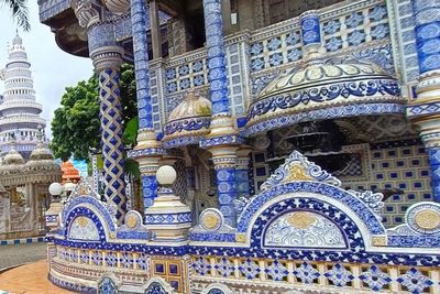 Masjid Cantik bak di Spanyol Ini Konon Dibangun dalam Semalam! Benarkah?
