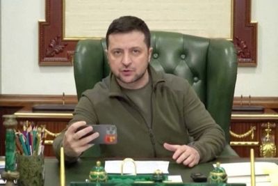 Presiden Ukraina Muncul di Acara Grammy Sambil Minta Dukungan