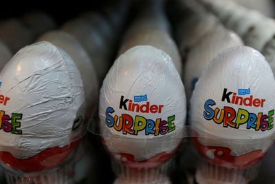 Telur Coklat Kinder Favorit Anak-Anak Ditarik dari Pasaran karena Ini