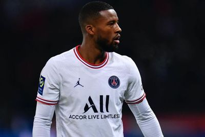 Abaikan Barcelona Demi Pilih PSG, Wijnaldum Dinilai Salah Langkah