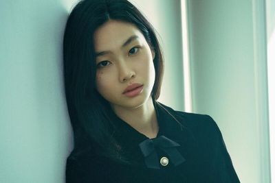Jung Ho Yeon Dikonfirmasi akan Bintangi Film Hollywood Baru The Governesses