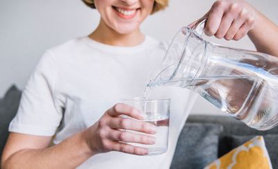 Dokter Sarankan Buka Puasa Diawali dengan Minum Air Putih, Bukan Minuman Manis