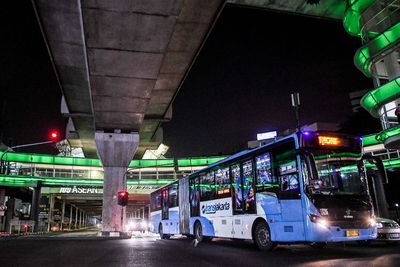 Daftar Pengalihan Sejumlah Rute Transjakarta Akibat Demo di DPR dan Monas