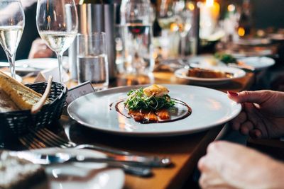 6 Restoran dengan Suasana Nyaman yang Cocok untuk Fine Dining di Jakarta