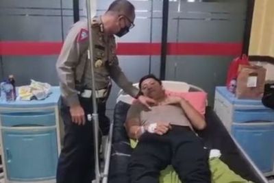 Seorang Polisi Dipukul Massa saat Kawal Demo 11 April, Memar di Kepala hingga Paru-paru
