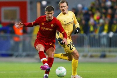 UEFA Menskors Manajer Bodo Glimt dan Pelatih Goalkeeper AS Roma Terkait Keributan