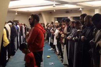 Tantangan Ramadhan di Inggris, WNI Ini hanya Tarawih di Akhir Pekan! Kenapa?