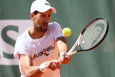 Novak Djokovic Dicap Bodoh karena Ngotot Tolak Vaksin Covid-19