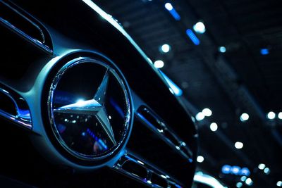 Target Mercedes-Benz di Masa Depan: Kurangi Setengah Emisi CO2