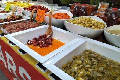 Bazaar Ramadhan di Sini Jual Bakso Mentah Cemilannya Sultan, Gimana Rasanya?