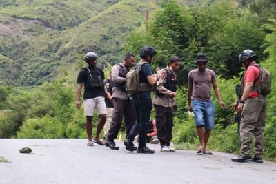 Usut Kasus KKB Tembak 2 Tukang Ojek di Kabupaten Puncak Jaya, Polisi Lakukan Olah TKP