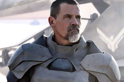 Josh Brolin Sampai Kontak IMDb Gegara Namanya Tak Dicantumkan Sebagai Pemeran Sekuel Dune