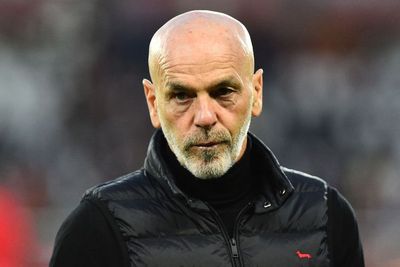 Pioli Yakin Ibrahimovic Bakal Perpanjang Kontrak Bersama Milan