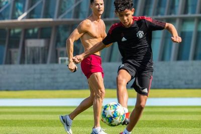 Cetak Gol untuk MU U-12, Cristiano Ronaldo Junior Tiru Selebrasi Siuu Ayahnya