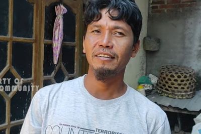 Kisah Haru Amaq Sinta, Pria Lombok yang Kalahkan 4 Begal, Tabah Merawat Ibunya yang Sakit
