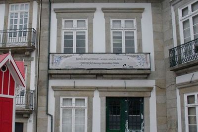 Bukan Uang, Bank di Portugal Ini Dipergunakan untuk Menyimpan dan Mengoleksi Ubin!