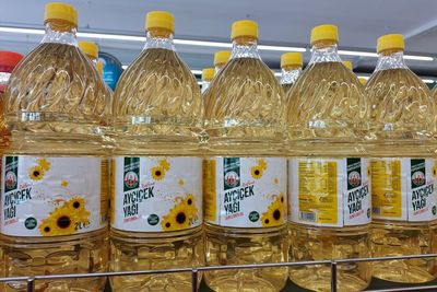 Minyak Goreng Mahal dan Langka, di Tempat Ini Harganya Rp75 Ribu Per Liter!