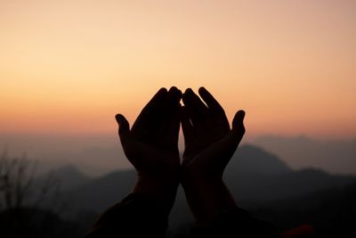 Bacaan Latin Doa Niat Puasa Ramadhan Lengkap dengan Artinya