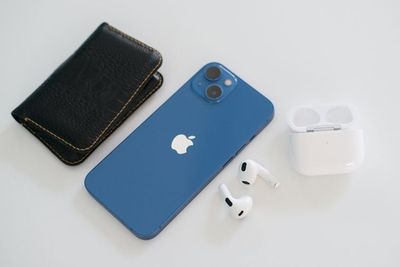 Bocoran Baru iPhone 14, Kamera Depan Lebih Besar dari iPhone 13