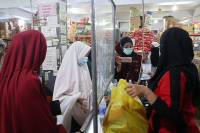Masya Allah! Bahagianya Anak Yatim dan Hafizh Al-Qur an Diajak Belanja Gratis