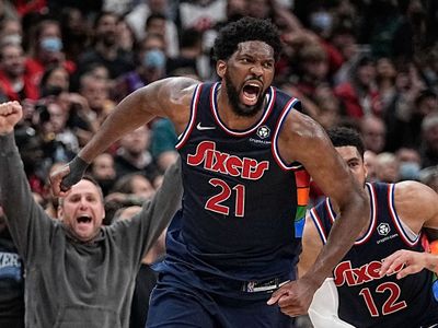 Krusial! Tembakan 3 Poin Joel Embiid Sukses Bawa Sixers Taklukan Raptors